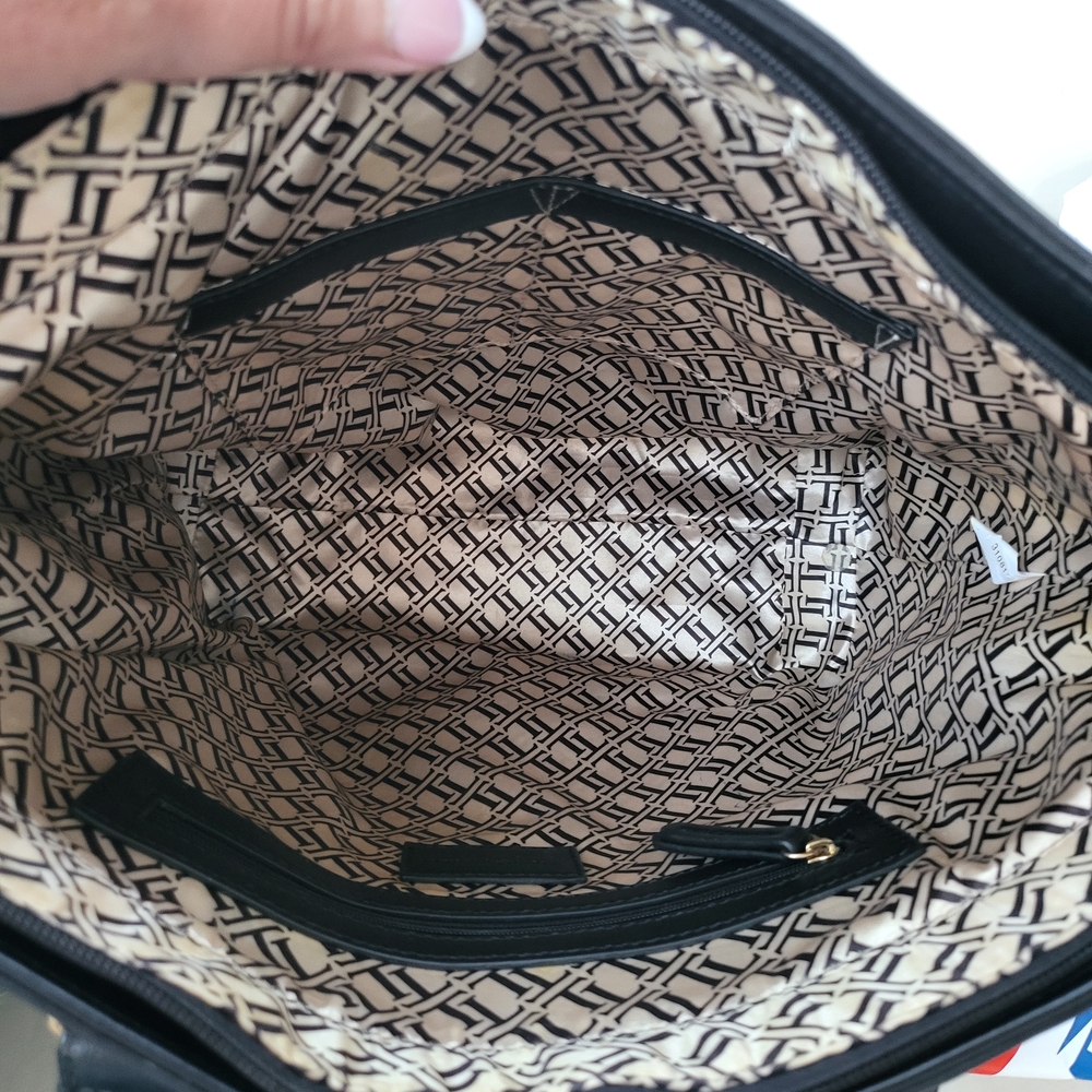 Tignanello Black Leather Tote Bag 14 X 5 X 12 - Picture 10 of 14